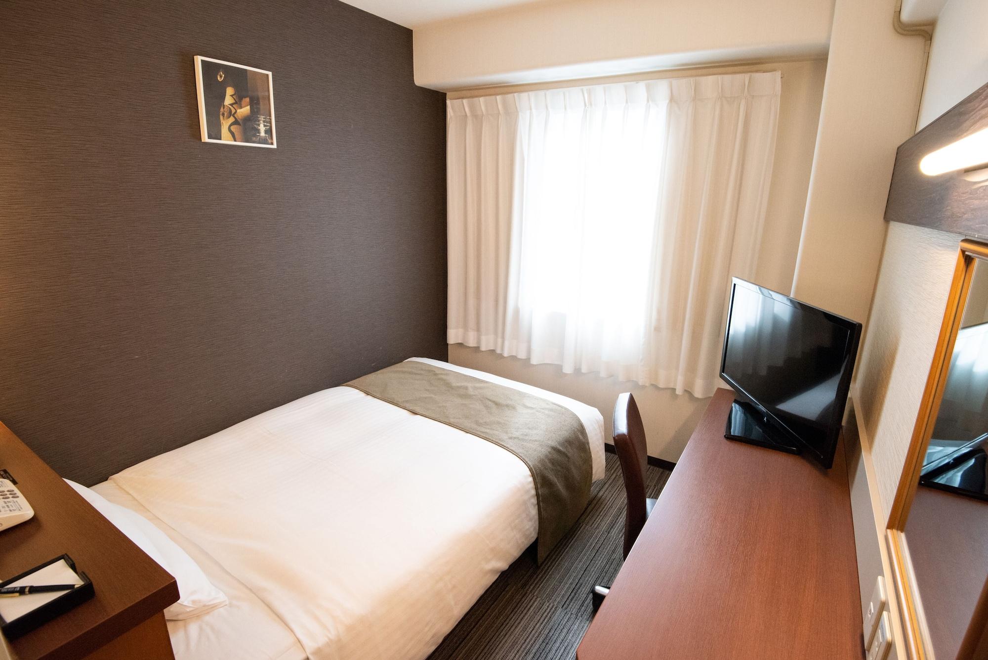 Via Shin Hotel 3*